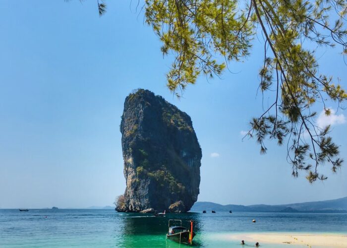 Poda Island 4 Islands speedboat trip Krabi Sea Eagle Tour